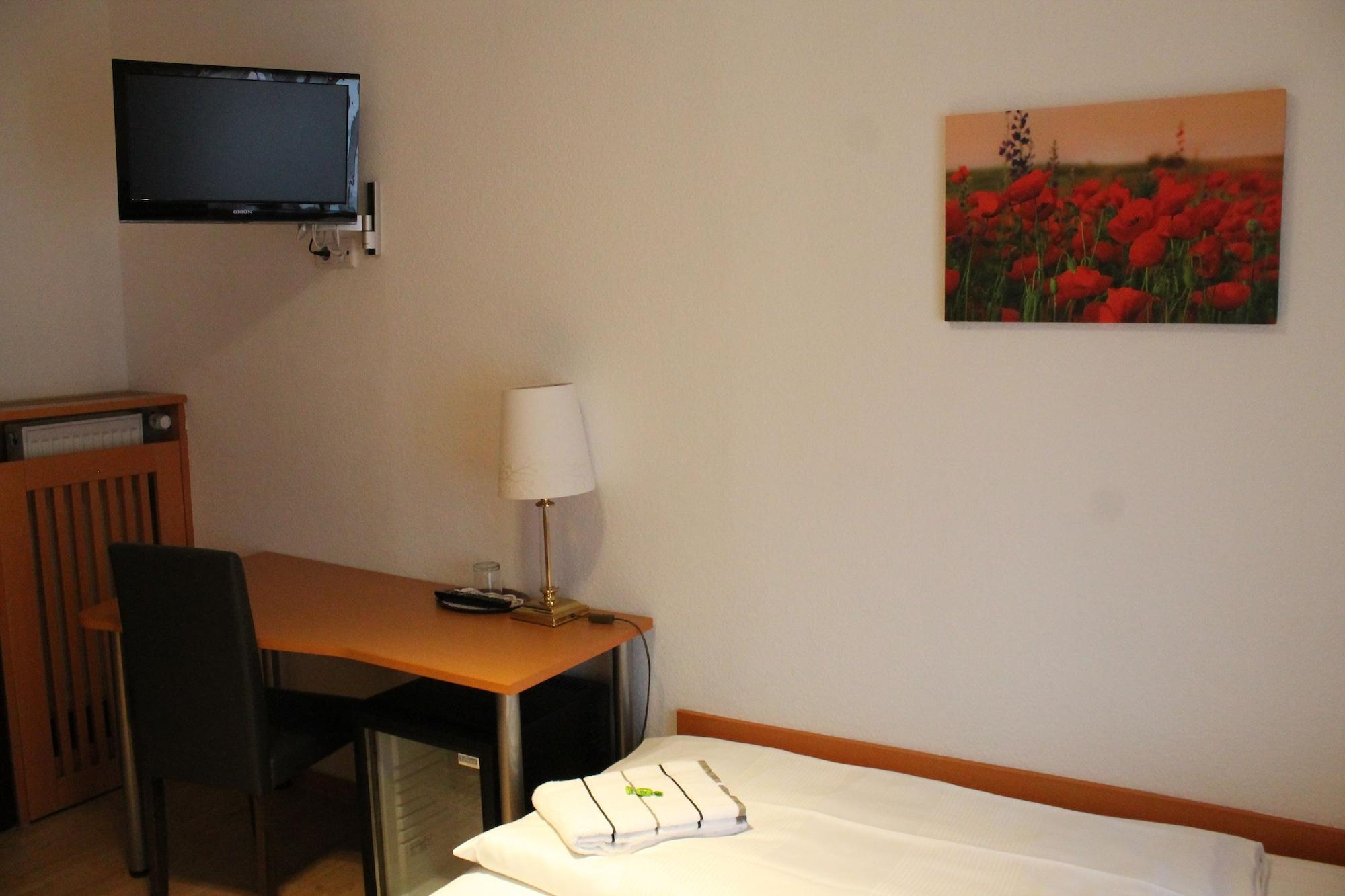 Hotel Weidenhof Дюселдорф Екстериор снимка