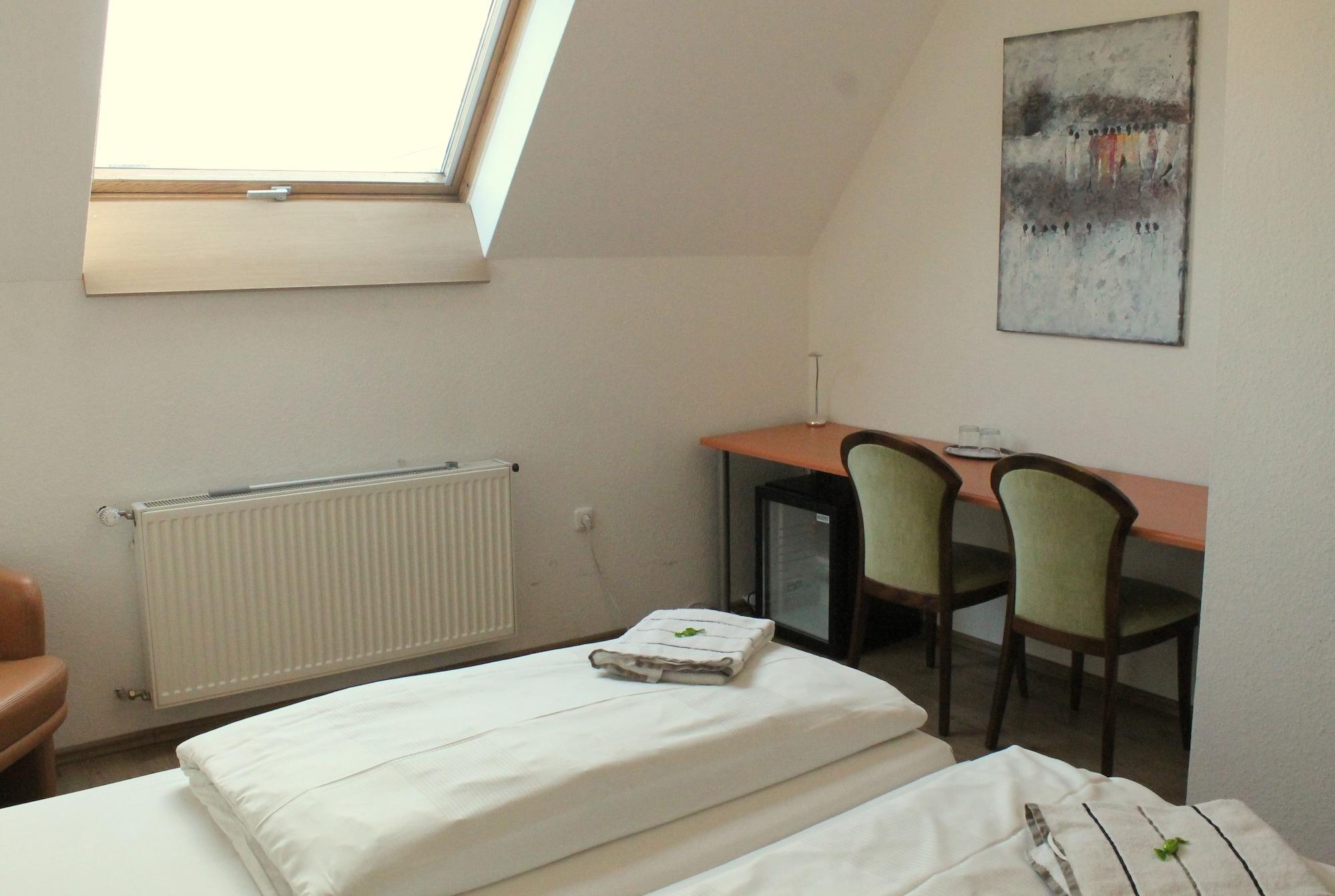 Hotel Weidenhof Дюселдорф Екстериор снимка
