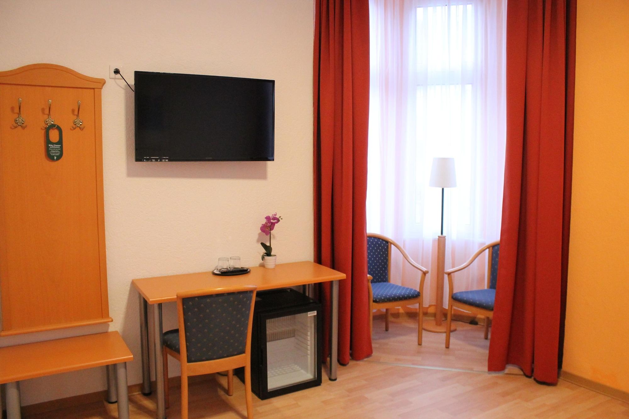 Hotel Weidenhof Дюселдорф Екстериор снимка